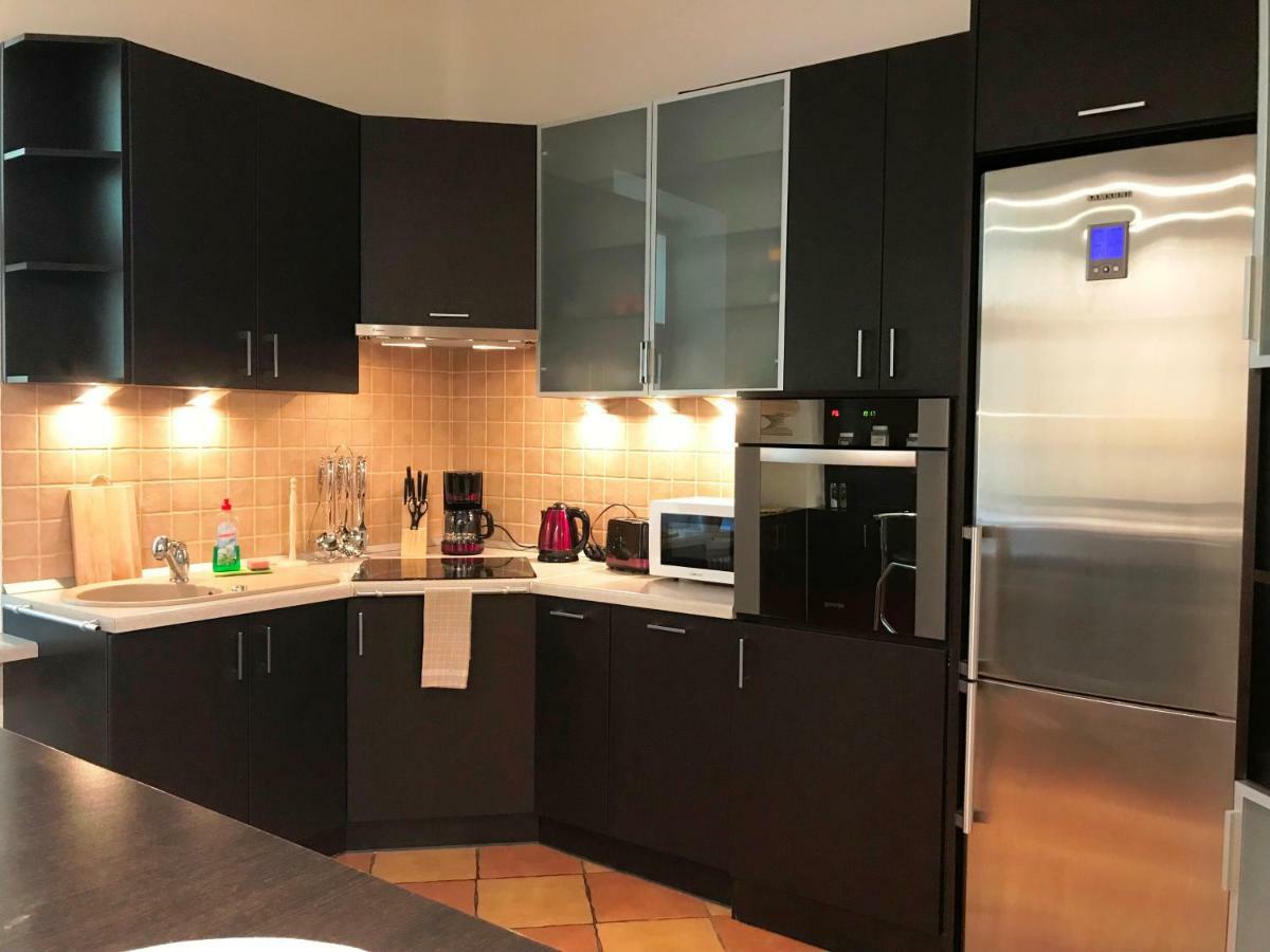 Apartament "Cleopatra 5" Przy Rynku Z Parkingiem, Faktury Vat Apartment Келце Екстериор снимка
