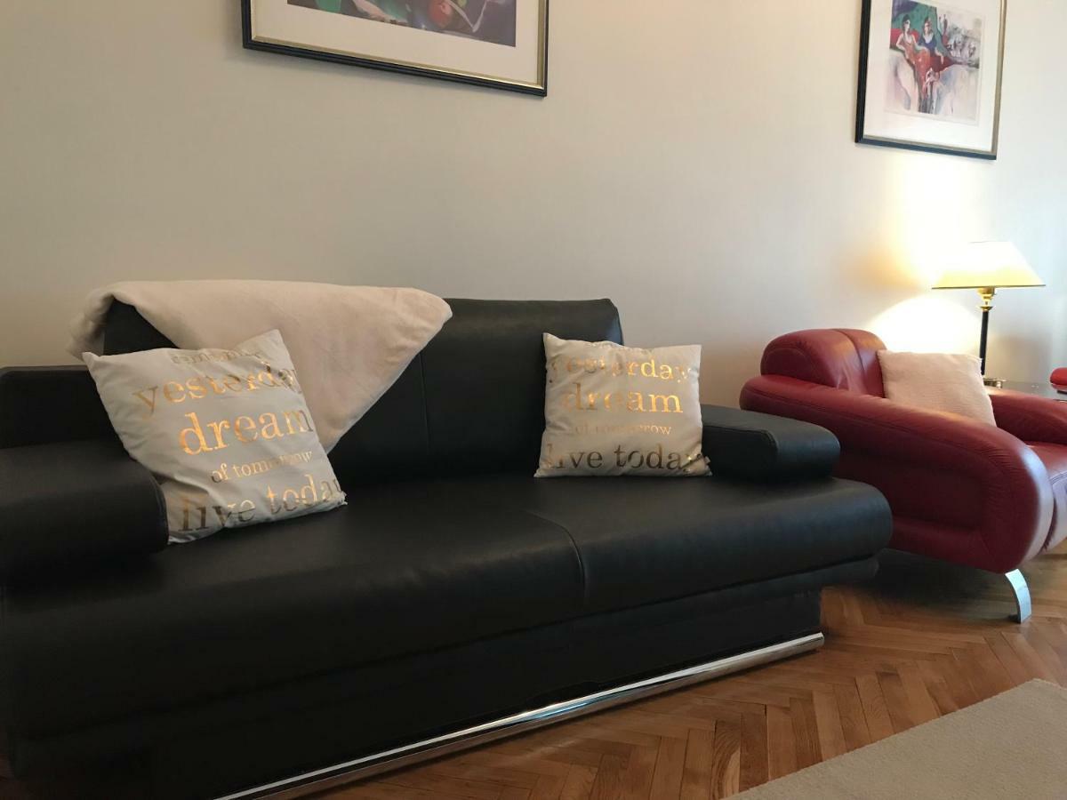Apartament "Cleopatra 5" Przy Rynku Z Parkingiem, Faktury Vat Apartment Келце Екстериор снимка